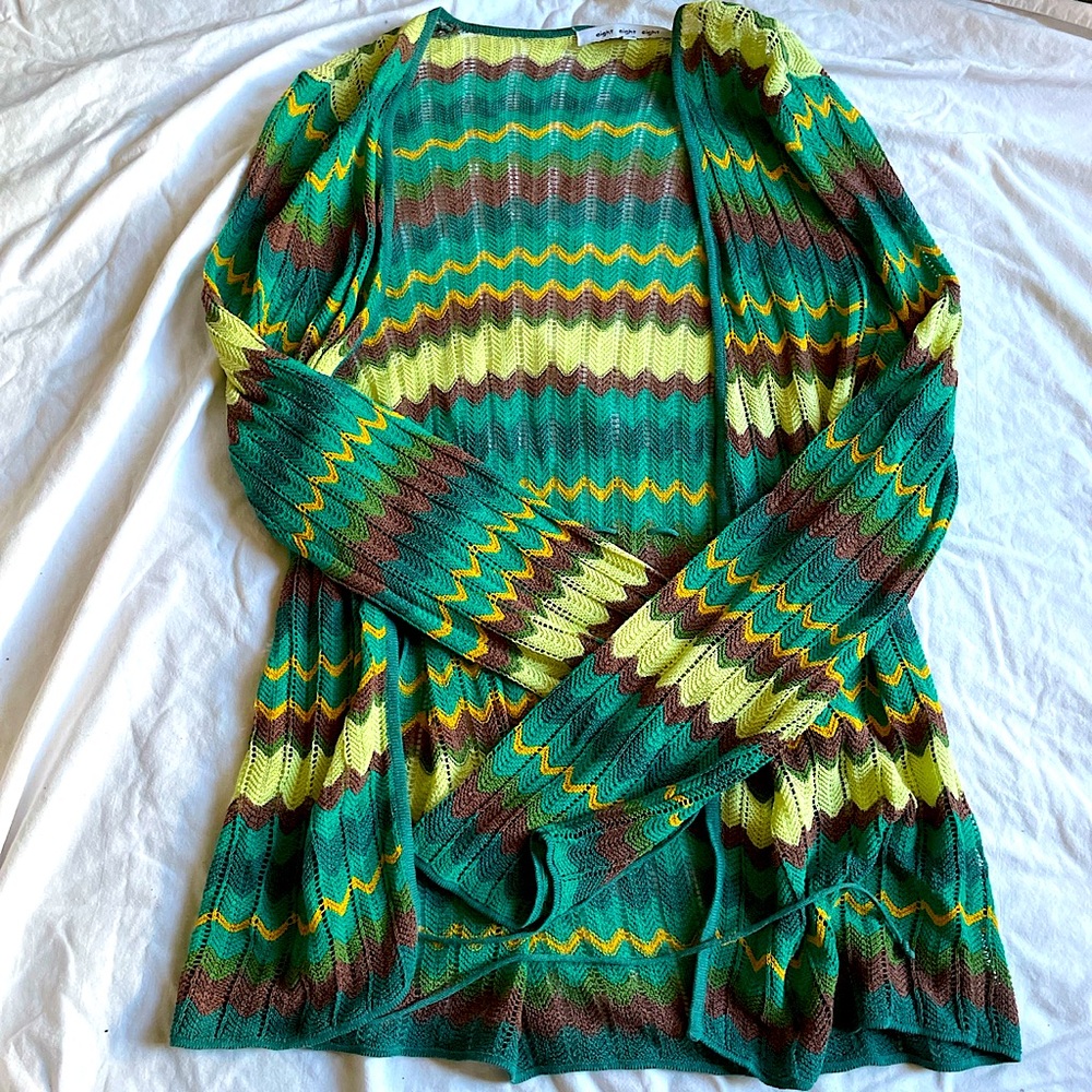 Funky crochet cardigan w tie string front